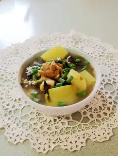 Sea-belt melon rice soup