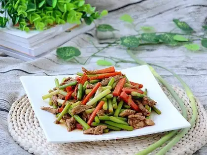 Carrot garlic sauce