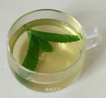 Mint green tea