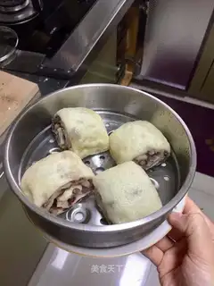 Red bean rolls