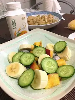 Jelly and sour salad