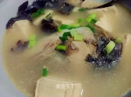 Tofu salmon soup