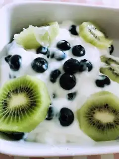 Blueberry salad