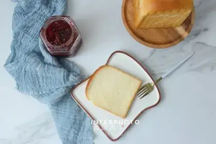 Sponge toast