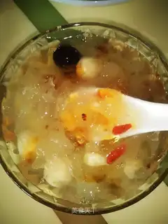 Silver omelet soup