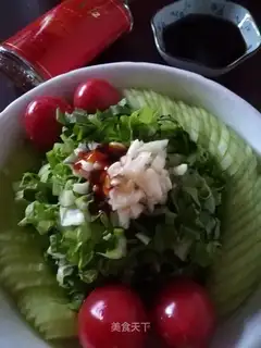 Medium vegetable salad