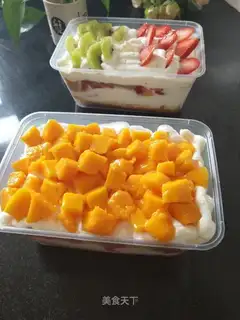 Mango box cake