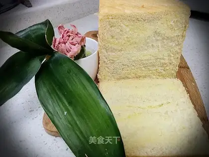 Milky coconut toast