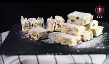 Snowflake Souffle