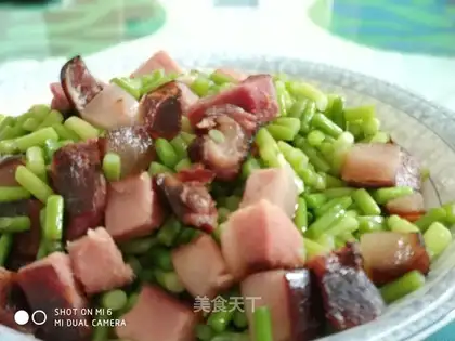 Garlic meat