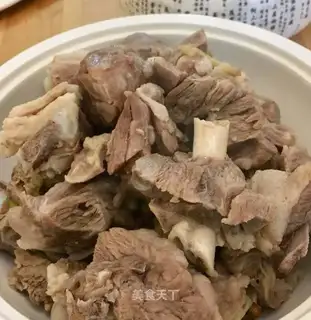 Water and lamb
