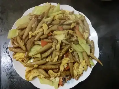 Fried noodles