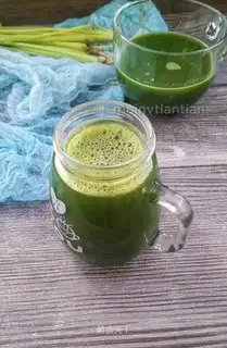 Celery apple juice