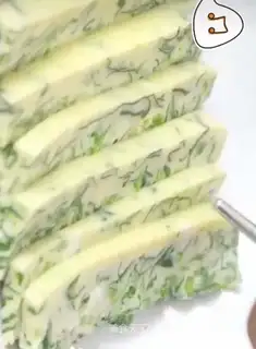 A spinach chicken cake