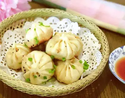 Fresh meat buns