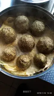 Triple nest