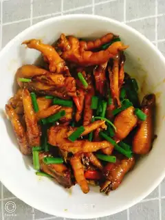 Chicken feet