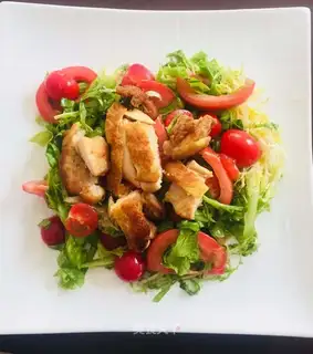 Tomato chicken salad