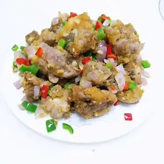 Precious garlic ribs