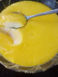 Steamed eggs