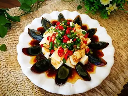 Eggs and tofu
