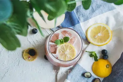 Sydney blueberry soda