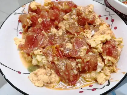 Tomato fried eggs