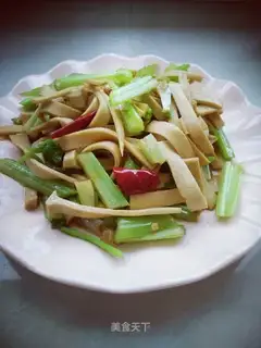 Tofu, celery