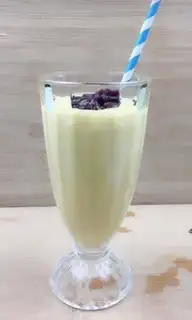 Mango green lemon yogurt