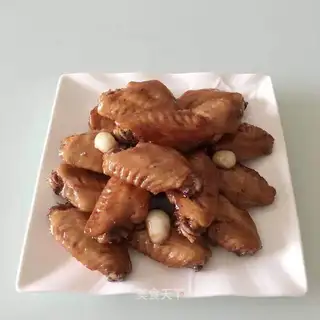 Red chicken wings