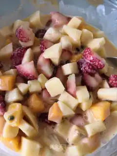Yogurt fruit salad