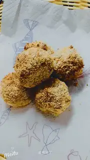 Cracker eggs