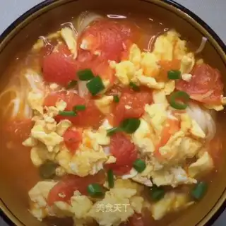 Tomato egg noodles