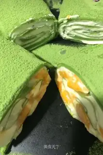 A tea towel roll