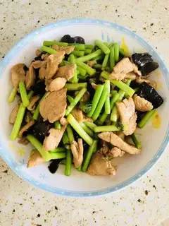 Chicken with garlic
