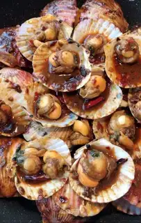 Spicy scallops
