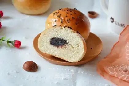 A brown bean sand bag