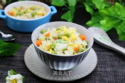 Five eggs of fried rice