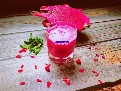 Pyramid grape juice