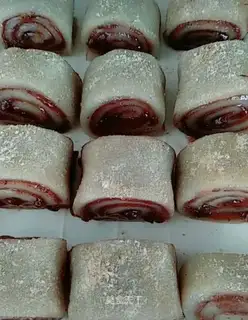 Donkey rolls