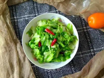 Scrambled cabbage