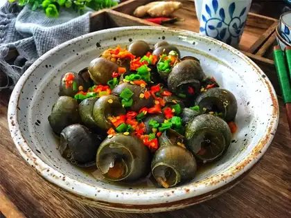 Precious snail