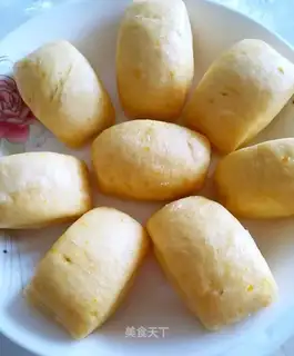 Pumpkin buns
