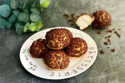 Chocolate soufflé