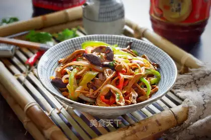 A dry pot of tea and mushrooms