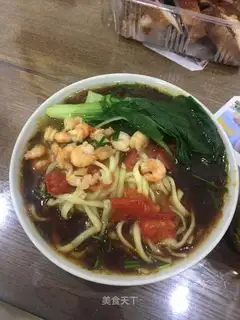 Tomato shrimp sauerkraut