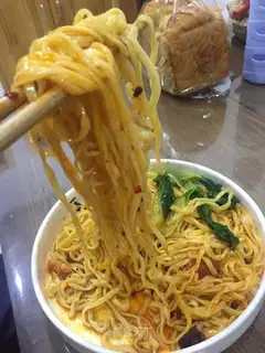 Godmother mixed noodles