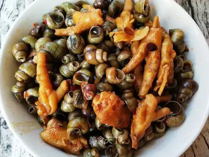 Chicken claws burn snails
