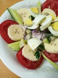 Moth salad