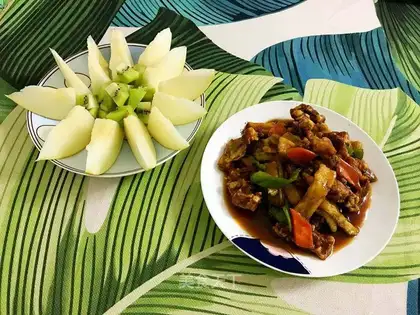 Meat and eggplant